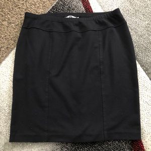 Ellen Tracy black pencil skirt